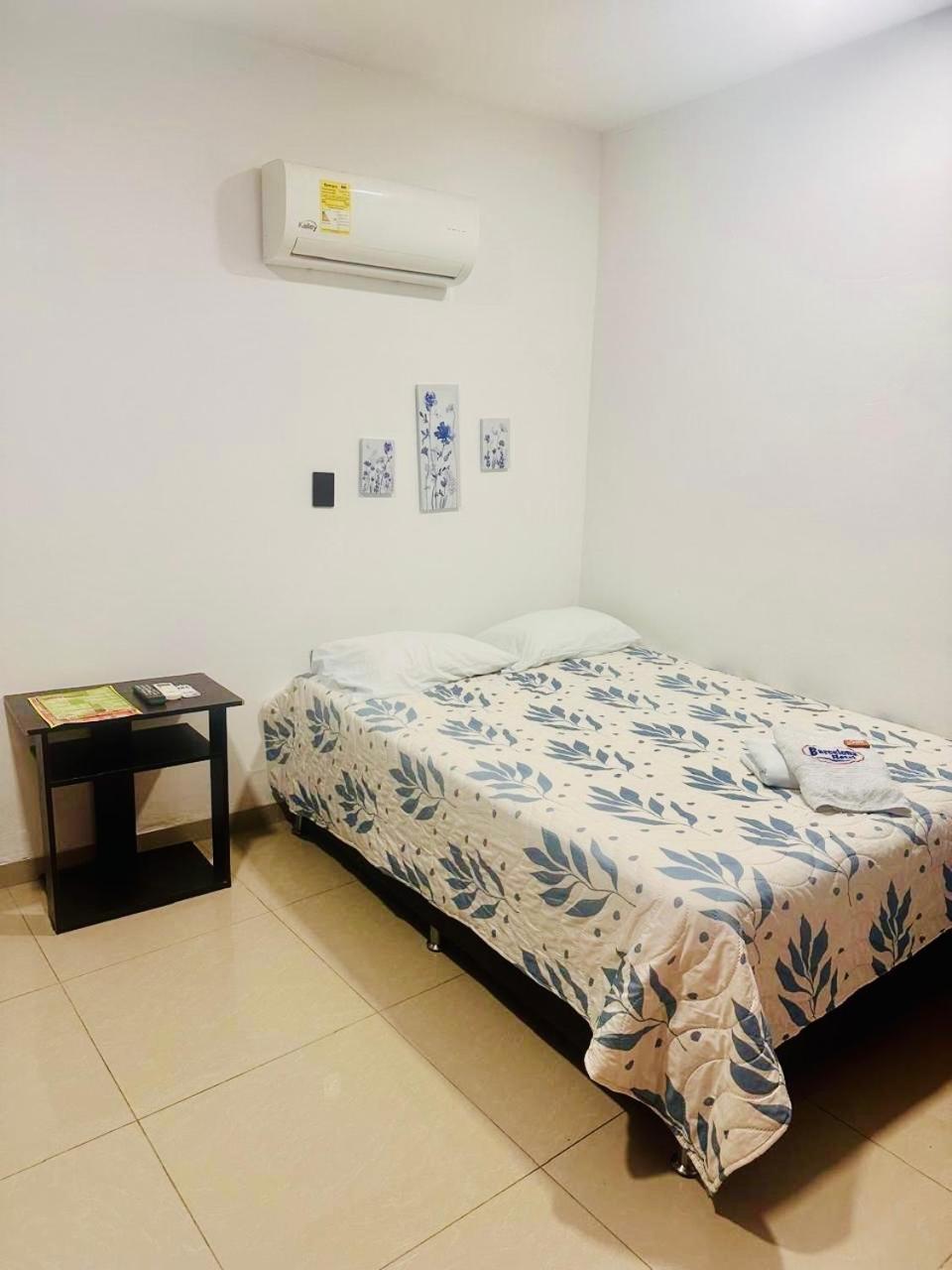 Hotel Barcelona Montería Екстериор снимка