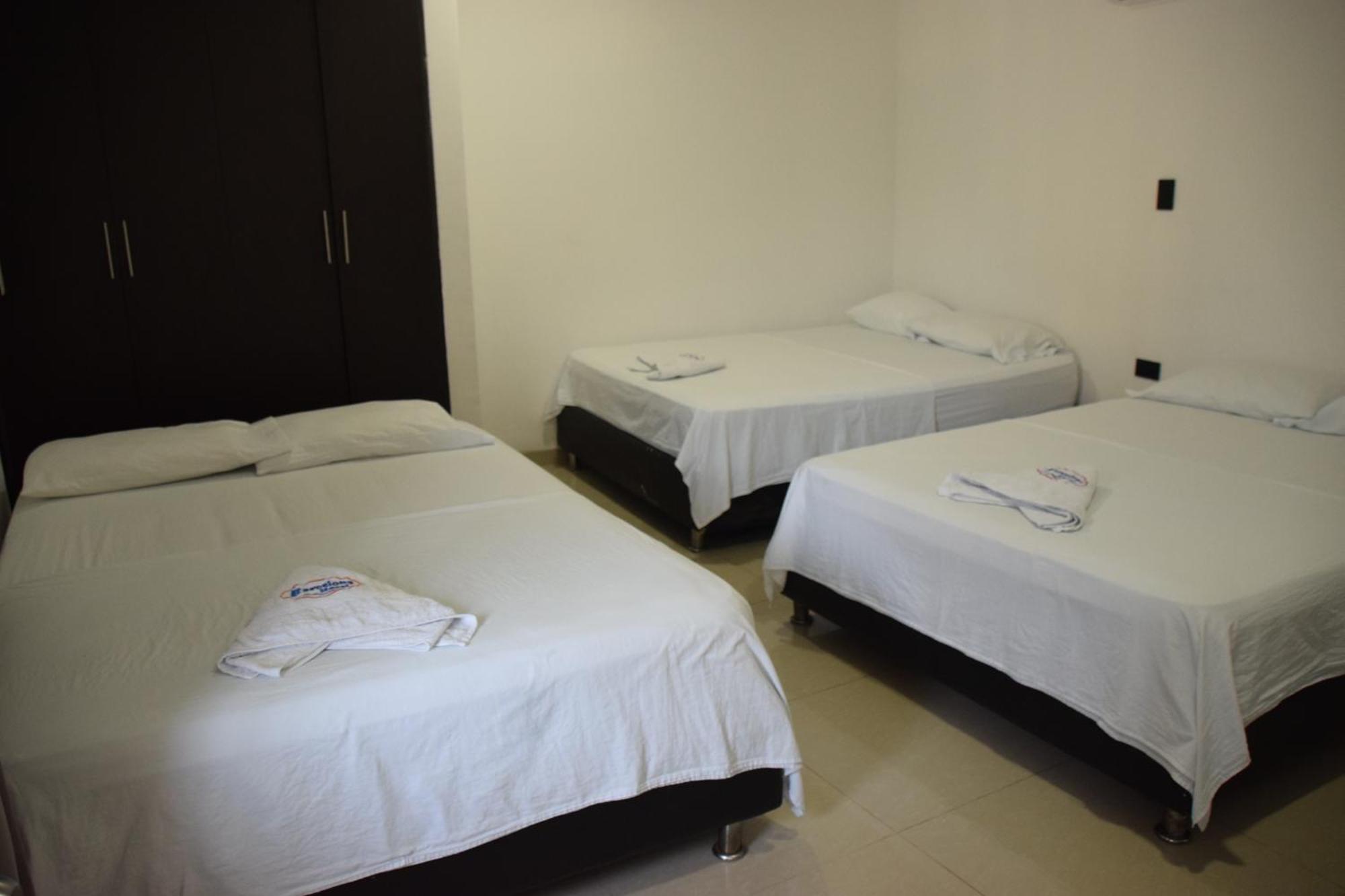 Hotel Barcelona Montería Екстериор снимка
