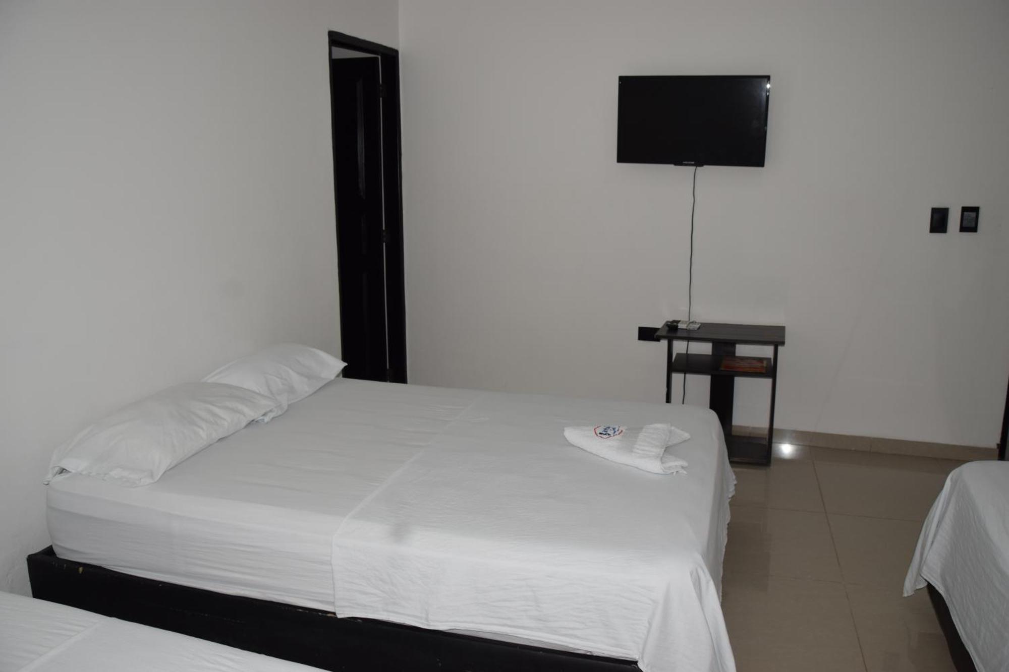 Hotel Barcelona Montería Екстериор снимка